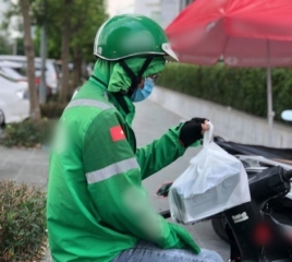 Nhiều bạn trẻ chấp nhận làm tự do thay vì ôm mộng tìm việc văn phòng