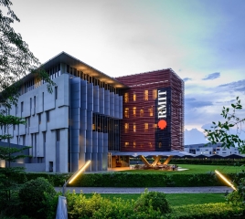 Cơ hội học tập và thay đổi cuộc đời từ học bổng Chắp cánh ước mơ RMIT