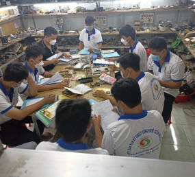 Dạy nghề thiết kế lắp đặt tủ điện công nghiệp cấp tốc  - TRUNG TÂM DẠY NGHỀ CẤP TỐC TN 0967.30.80.10 đt zalo