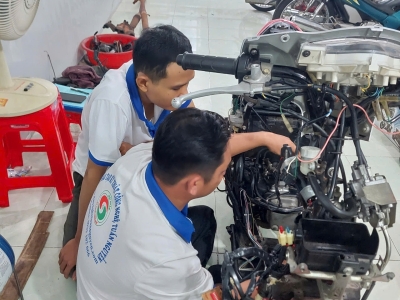 MỨC LƯƠNG CỦA NGÀNH SỬA CHỮA XE MÁY tại Việt Nam