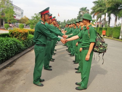 Bộ đội xuất ngũ đi học nghề có được giảm học phí không?
