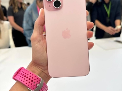 iPhone 15 trình làng, xóa sổ cổng sạc lightning, camera 48MP cực nét