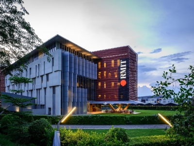 Cơ hội học tập và thay đổi cuộc đời từ học bổng Chắp cánh ước mơ RMIT